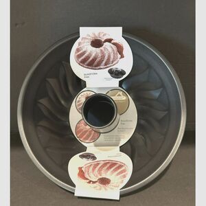Euro Home Premium Non-Stick Bund form Pan 9.6" x 4" - New